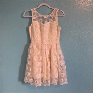 Papaya Ivory formal or casual dress size S